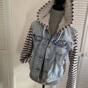 Women’s size XL Jean jacket w/ soft hood & sleeves